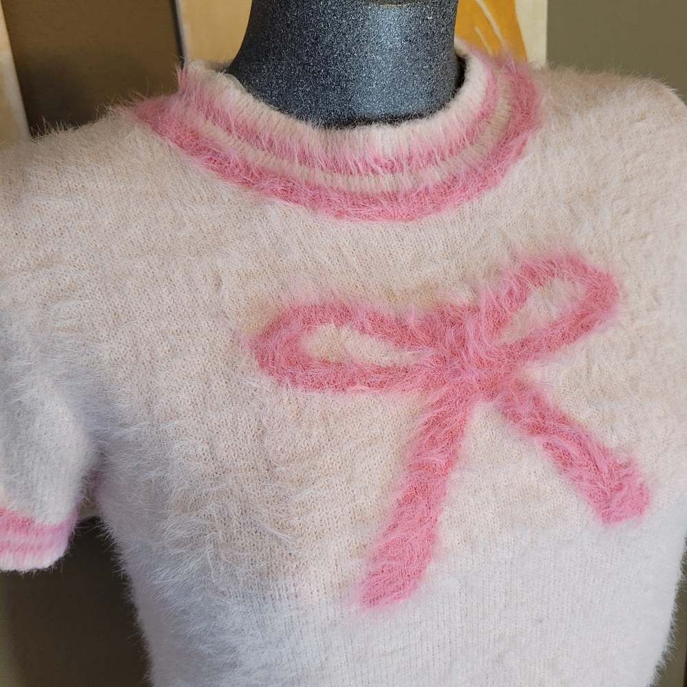 Masters Pink and Cream Fuzzy Sweater